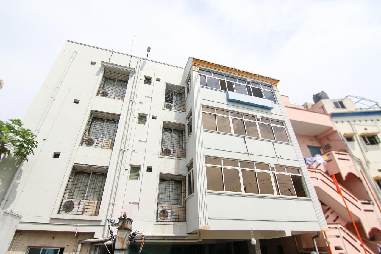 Oyo 9207 Chakri Guest House Visakhapatnam Eksteriør bilde