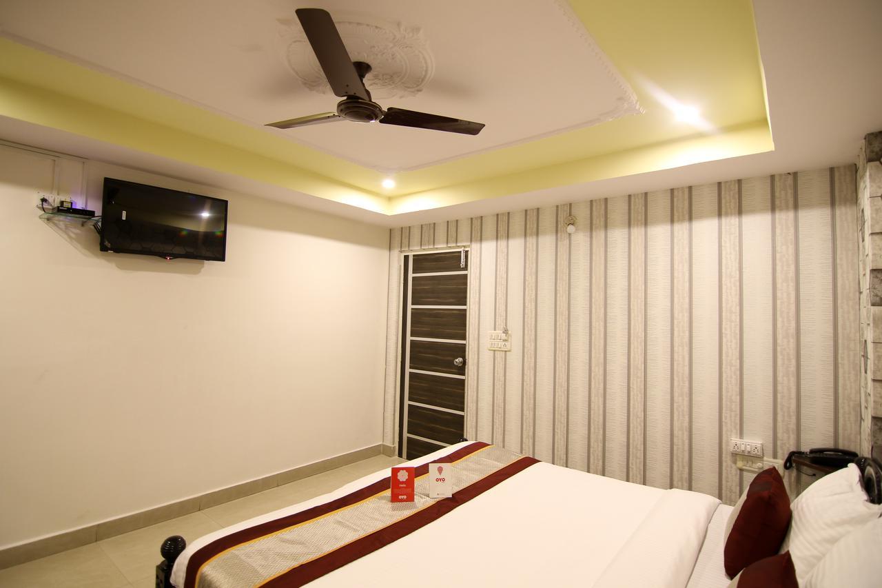 Oyo 9207 Chakri Guest House Visakhapatnam Eksteriør bilde