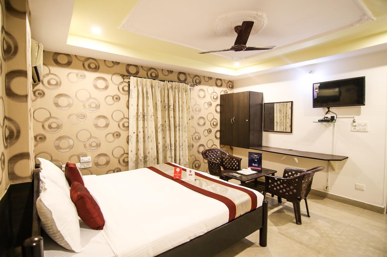 Oyo 9207 Chakri Guest House Visakhapatnam Eksteriør bilde
